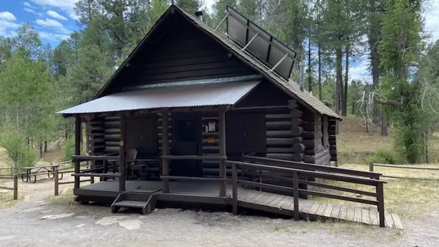 Fernow Cabin, Arizona